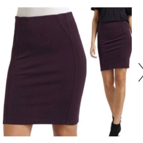 New with tags BCBGMaxAzria Montana The Pencil Skirt in Black size S. - Picture 1 of 11